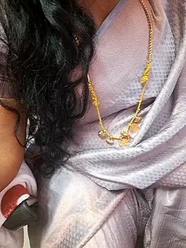 Snapshot of Tamil_Ammani chatting on 01/08/26, 11:07 Tamil Ammani online show from 01/08/26, 11:07