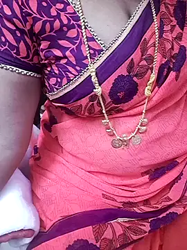 Snapshot of Tamil_Ammani chatting on 01/14/26, 02:06 Tamil Ammani online show from 01/14/26, 02:06