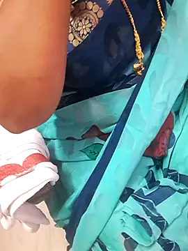 Snapshot of Tamil_Ammani chatting on 02/13/26, 08:38 Tamil Ammani online show from 02/13/26, 08:38