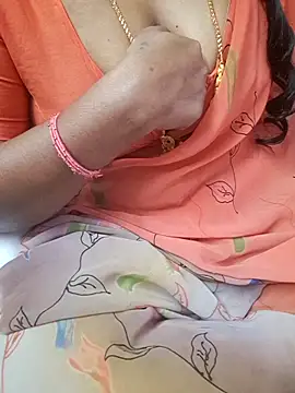 Snapshot of Tamil_Ammani chatting on 02/19/26, 05:25 Tamil Ammani online show from 02/19/26, 05:25