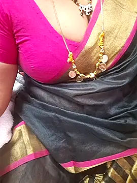 Snapshot of Tamil_Ammani chatting on 03/21/26, 10:53 Tamil Ammani online show from 03/21/26, 10:53