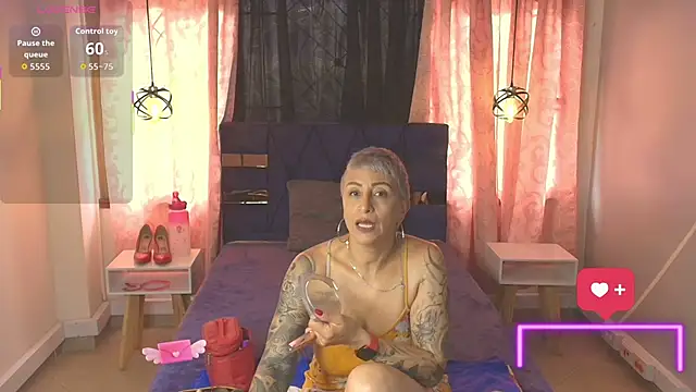 Charlotte  Gray online show from 11/24/25, 12:38