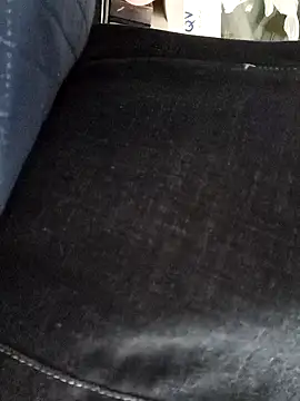 Snapshot of chougegg0214 chatting on 01/06/26, 01:31 chougegg0214 online show from 01/06/26, 01:31