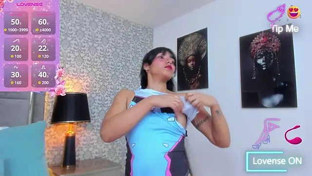 KoralBlum online show from 11/26/25, 01:39