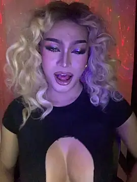 Snapshot of Kessey_Herera chatting on 03/11/26, 05:41 Kessey Herera online show from 03/11/26, 05:41