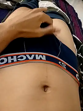 Snapshot of delhiboyNN10-29 chatting on 03/25/26, 09:04 delhiboyNN10-29 online show from 03/25/26, 09:04