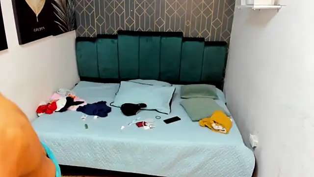 casike1 online show from 12/01/25, 09:20