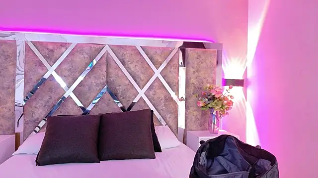 MeganR  online show from 05/30/26, 03:14
