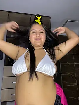 Snapshot of AnnaSwift_ chatting on 03/01/26, 04:47 AnnaSwift online show from 03/01/26, 04:47