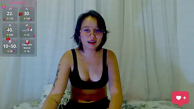 Snapshot of Klaret_Toy chatting on 02/21/26, 04:35 Klaret Toy online show from 02/21/26, 04:35