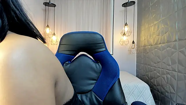 MADDY MAGIC online show from 12/13/25, 08:04