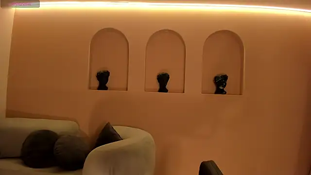 EmilyJohnsonX1 online show from 10/25/25, 03:25