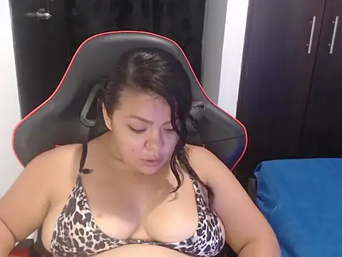 emily sexxx online show from 10/13/25, 03:50