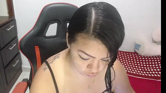 emily sexxx online show from 06/09/26, 06:47