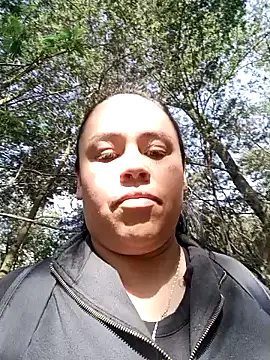 Italia 12 online show from 10/04/25, 02:04