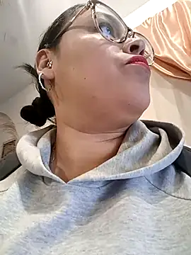 Italia 12 online show from 10/06/25, 09:34