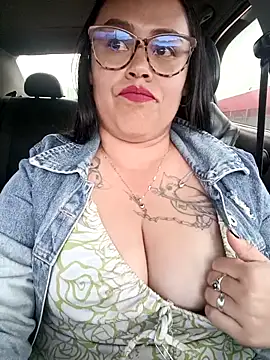 Italia 12 online show from 10/21/25, 10:10