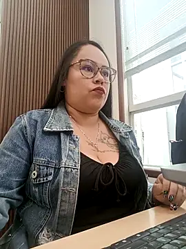 Italia 12 online show from 10/29/25, 01:13