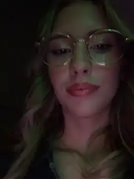 Snapshot of fanyabbey chatting on 01/18/26, 07:01 fanyabbey online show from 01/18/26, 07:01