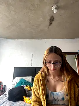 imariahot online show from 10/16/25, 01:56