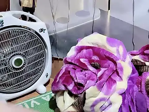 Snapshot of Subita_nice chatting on 05/26/26, 07:26 Subita nice online show from 05/26/26, 07:26