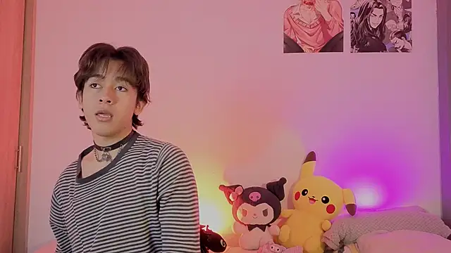 Snapshot of Darcy_and_Stolas chatting on 11/16/25, 09:42 Darcy and Stolas online show from 11/16/25, 09:42