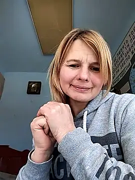 Snapshot of Masha412111 chatting on 02/10/26, 10:41 Masha412111 online show from 02/10/26, 10:41