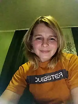 Snapshot of Masha412111 chatting on 02/22/26, 10:19 Masha412111 online show from 02/22/26, 10:19