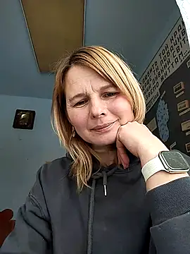 Snapshot of Masha412111 chatting on 02/26/26, 10:36 Masha412111 online show from 02/26/26, 10:36