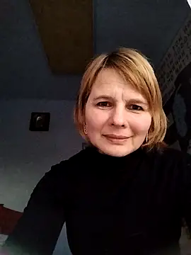 Snapshot of Masha412111 chatting on 02/28/26, 04:19 Masha412111 online show from 02/28/26, 04:19