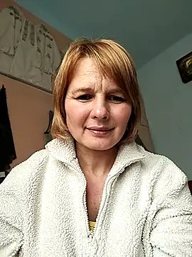 Snapshot of Masha412111 chatting on 04/08/26, 07:19 Masha412111 online show from 04/08/26, 07:19