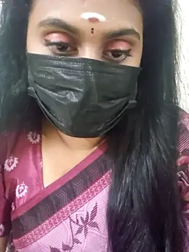 Snapshot of Dheronika_sweetie chatting on 10/10/25, 05:12 Dheronika sweetie online show from 10/10/25, 05:12