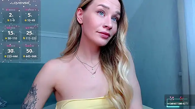 Snapshot of Anita_Delicious chatting on 03/21/26, 03:15 Anita Delicious online show from 03/21/26, 03:15