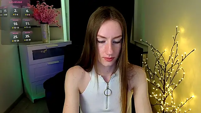 Snapshot of GoldenRose_ chatting on 03/22/26, 01:58 GoldenRose online show from 03/22/26, 01:58