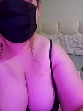Snapshot of bbw_desire6 chatting on 03/06/26, 10:39 bbw desire6 online show from 03/06/26, 10:39
