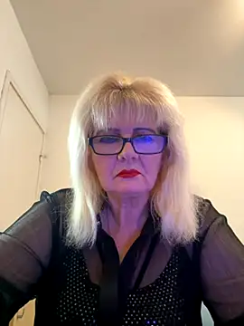 BoloshkaBlonda online show from 10/04/25, 03:32