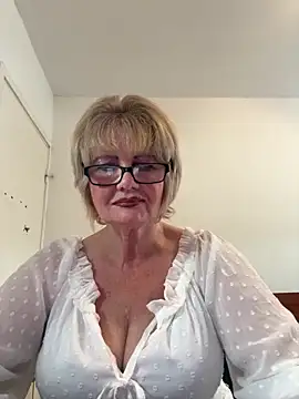 BoloshkaBlonda online show from 06/19/26, 04:22
