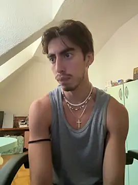 Snapshot of BABYJR05 chatting on 10/02/25, 01:40 BABYJR05 online show from 10/02/25, 01:40