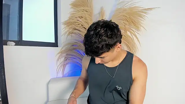 Thiago Connor21 online show from 11/07/25, 06:30