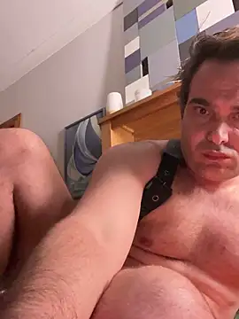 Snapshot of GymBoy83 chatting on 10/02/25, 10:44 GymBoy83 online show from 10/02/25, 10:44