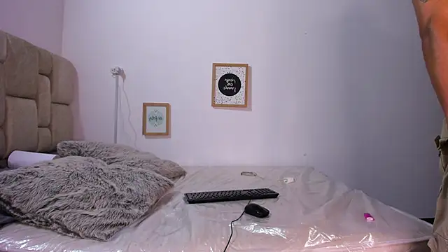 Snapshot of Latin_Pleasures chatting on 12/20/25, 10:06 Latin Pleasures online show from 12/20/25, 10:06