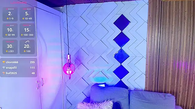 Matti sofia  online show from 10/17/25, 07:05