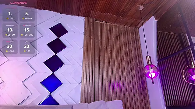 Matti sofia  online show from 11/22/25, 07:02