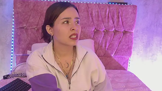 Mia lopez 1 online show from 06/03/26, 08:39