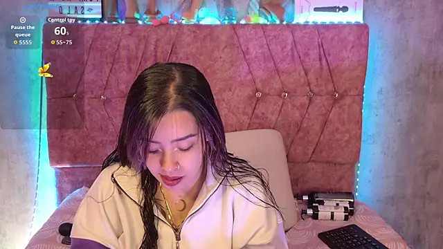 Mia lopez 1 online show from 06/17/26, 08:50