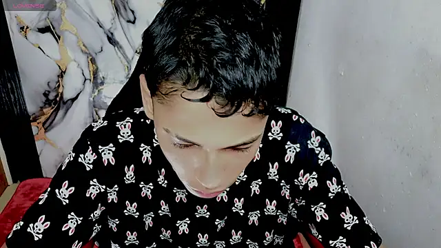 Snapshot of Im_david02 chatting on 01/16/26, 01:04 Im david02 online show from 01/16/26, 01:04