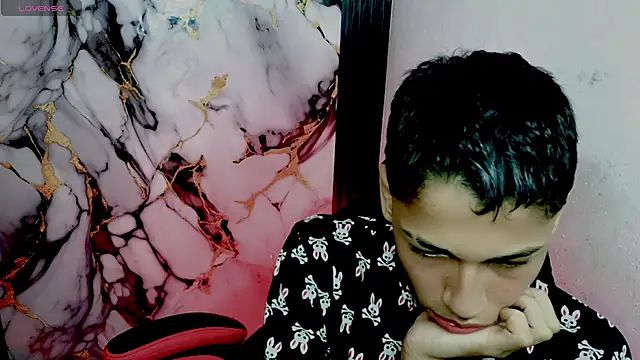 Snapshot of Im_david02 chatting on 02/03/26, 12:43 Im david02 online show from 02/03/26, 12:43