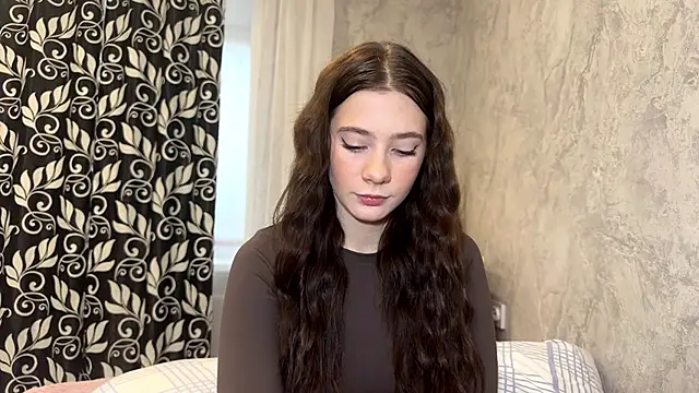 Snapshot of KarrySerrs chatting on 10/11/25, 12:26 KarrySerrs online show from 10/11/25, 12:26