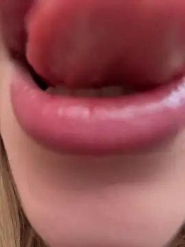 RollDolls online show from 11/01/25, 05:09