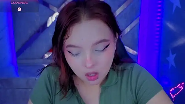 mia foster t online show from 06/04/26, 01:06
